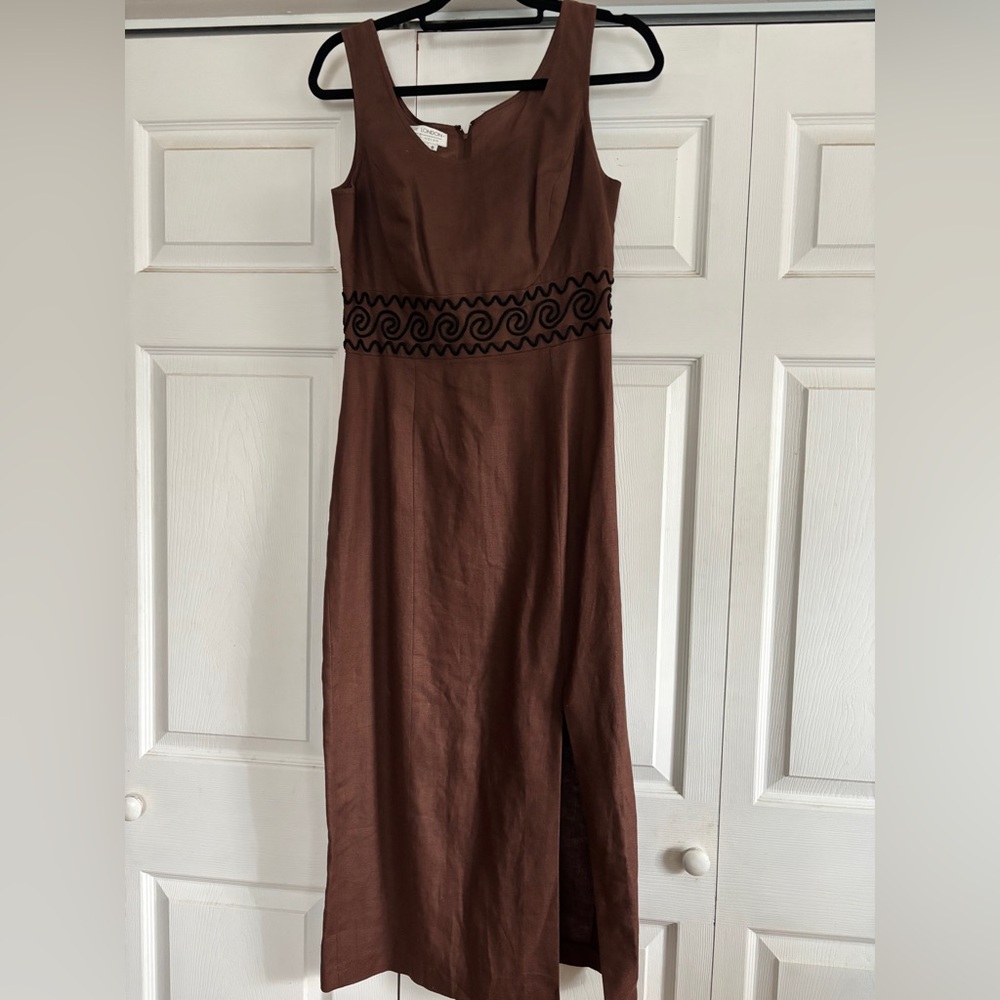 Elegant Brown Linen Sleeveless Dress